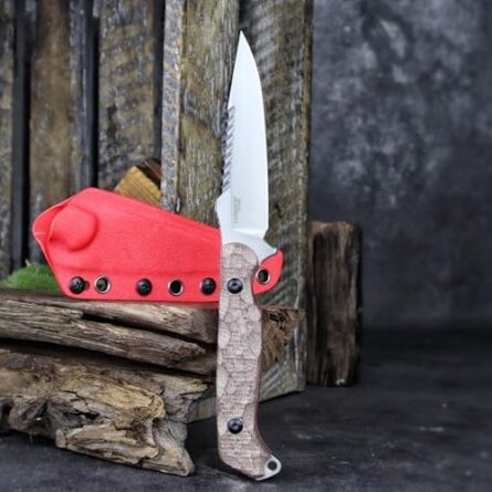 tactical fixed blade knife w/ reverse serrations | mega blades